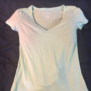 American eagle v neck never wore!!
